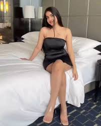 model-escort